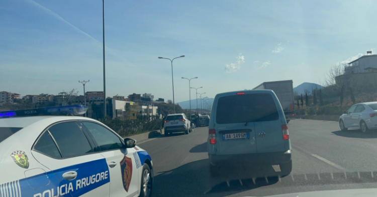 Përmbyset makina në Astir, një i lënduar