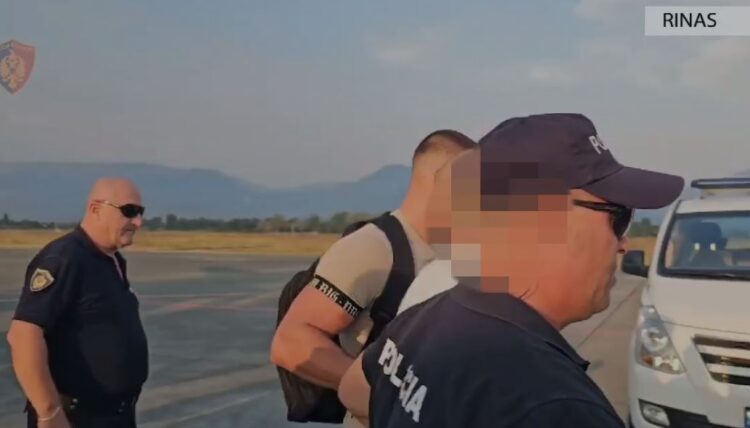 Tentoi vrasjen e dy policëve në Tiranë, ekstradohet nga Parisi