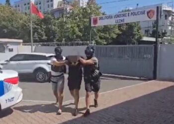 (VIDEO) Momenti i arrestimit të 28-vjeçarit nga Operacionalja në Lezhë, e kërkon Italia për trafik droge