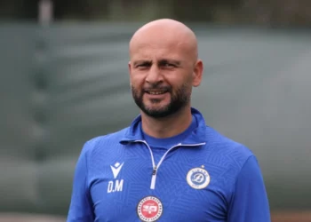 Dinamo shkarkon trajnerin pas humbjes me Bylisin, ja kush do ta drejtojë ekipin