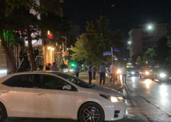 Plagosen me thikë dy persona në Prishtinë