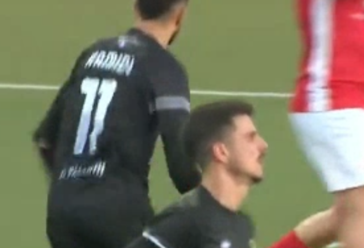 Larne-Ballkani/ Hamidi tund rrjetën për kampionët e Kosovës, rihapet kualifikimi