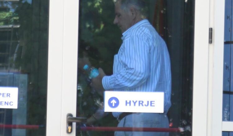 Dosja “21 janari”/Ndrea Prendi implikon një nga truprojat e Berishës: Më solli urdhrin për zjarr