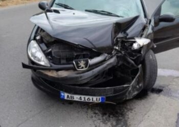 Aksident fatal në Kurbin, automjeti përplas për vdekje këmbësoren