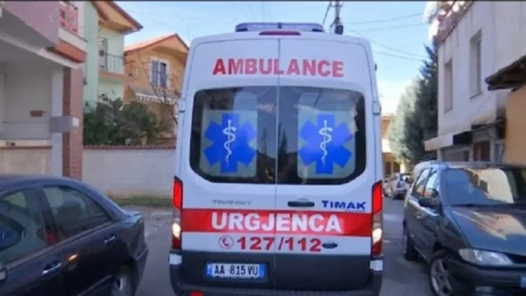 Aksident i rëndë në një servis makinash te Dispanceria në Tiranë, 56-vjeçari humb jetën