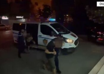 Kapen me kokainë në automjet, arrestohen dy të rinj në Durrës