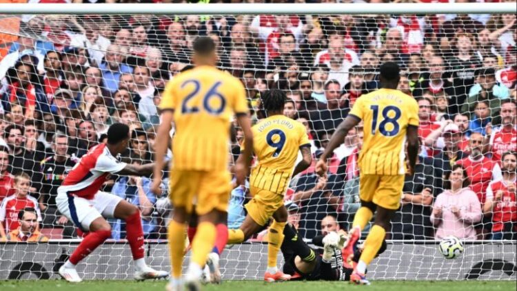 Arsenali ndalet në shtëpi nga Brighton, nuk shkon më shumë se barazimi