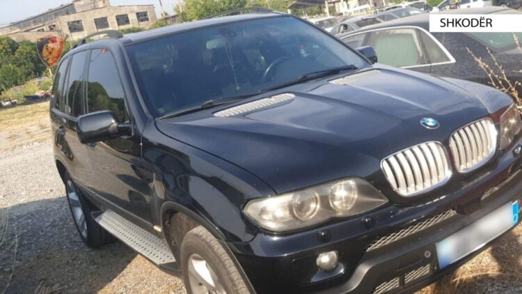 Të shtëna me armë zjarri në ajër, ndalohen dy vëllezërit dhe kushëriri i tyre, ishin të dehur