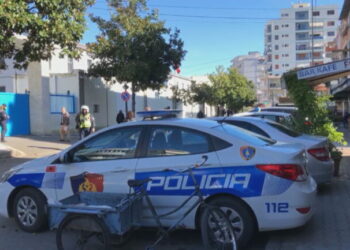 Aksident në aksin Librazhd-Elbasan, automjeti përplas 30-vjeçarin