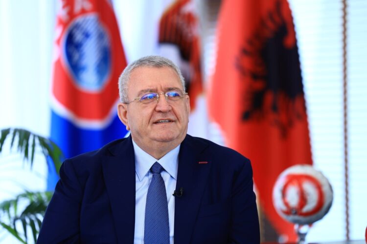 Sezoni i ri futbollistik, Presidenti Duka: Le të shkruajmë së bashku një tjetër kapitull të shkëlqyer në historinë e futbollit shqiptar