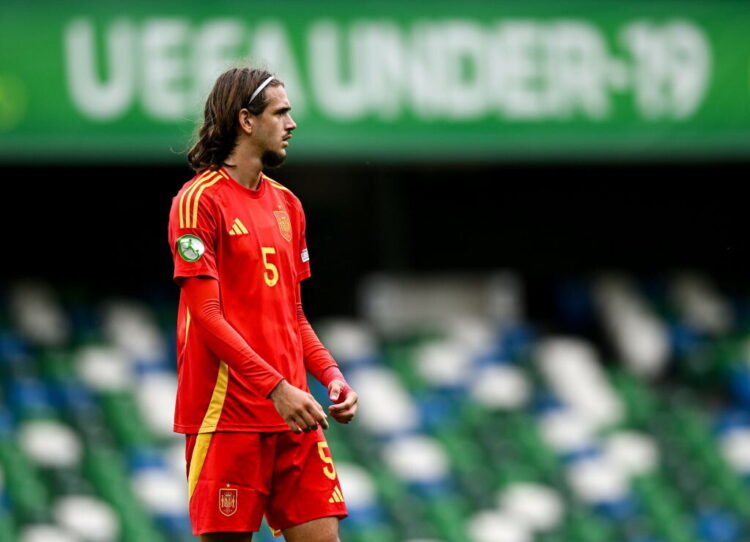 Interi gjen në Spanjë mbrojtësin e majtë, gati oferta për 19-vjeçarin e Valencias