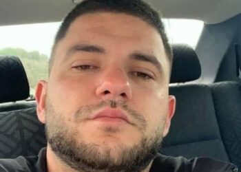 Sarandë, dhunoi policin rrugor për gjobën, shpallet në kërkim i riu