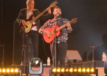 “Publiku shqiptar na preku në zemër”/ “Gipsy Kings” ndez Tiranën