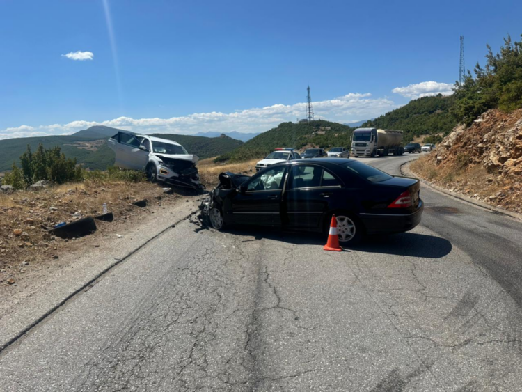 Aksident në Pogradec-Qafë Thanë, 5 të plagosur