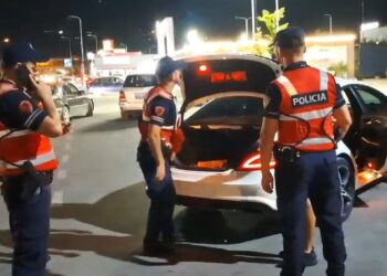 Policia aksion ‘blic’ në Krujë, ngrihen postblloqe në akset kryesore