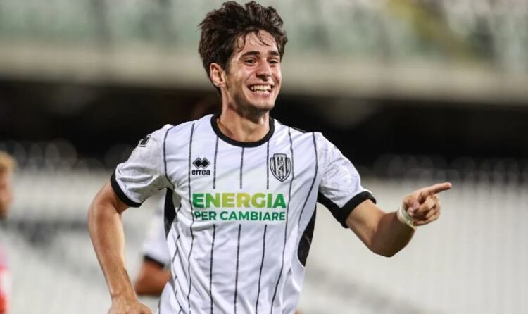 Dopietë në Itali, Shpendi shkëlqen me Cesena-n