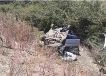 Gramsh, makina ‘fluturon’ jashtë rruge dhe bie në humnerë