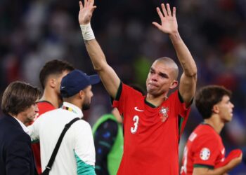 ZYRTARE/ 34 trofe të fituar, Pepe e mbyll me futbollin e luajtur