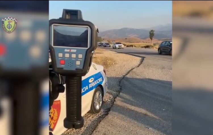 Rrugorja me ‘dorë të hekurt’: 61 shoferë të arrestuar dhe afro 25 mijë gjoba