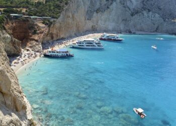 Shqipëria po braktiset edhe për pushime, 600 mijë shqiptarë më shumë ikën jashtë vendit krahasuar me një vit më parë