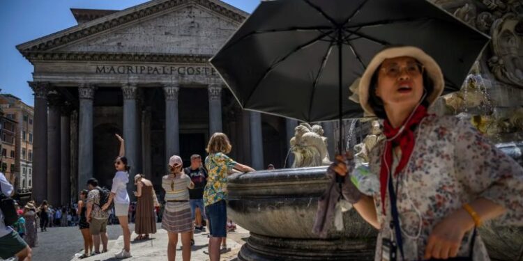 Italia përgatitet për valë rekord të të nxehtit me alarm të kuq në 22 qytete