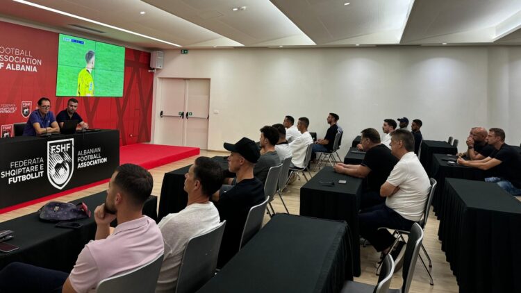 Sezoni i ri 2024-25/ FSHF takim me ekipet e Kategorisë Superiore për rregulloren e arbitrimit