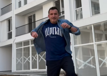 Degjenerohet spiderman-i Bashkisë