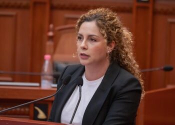 Mandati/ PS dorëzon Xhaçkën? Raporti: Çështja duhet të kalojë në ‘Kushtetuese’