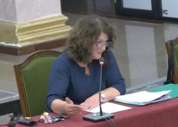 Albana Fico merret në pyetje nga komisioni i hetimit të Koncesionit të Sterilizimit