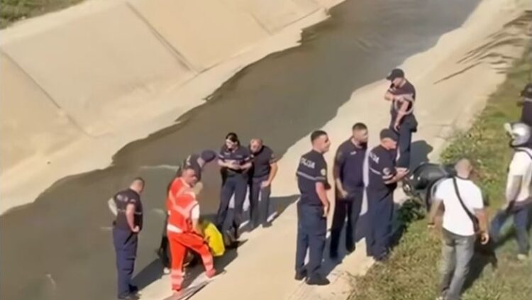 “Hiqej si zyrtar”, ja përse po ndiqte policia të riun që ra në Lanë me motor