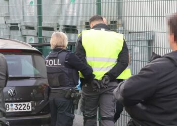 Të fshehura në banane sekuestrohen 2 tonë kοkainë, mes të arrestuarve edhe shqiptarë