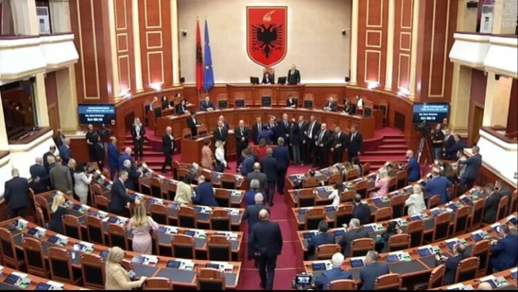 Spiropali paralajmëron ndjekje penale: Skenë krimi për t’u marrë organet ligjzbatuese