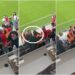 Ofenduan Strakoshën për golin e pësuar, vëllai i portierit ‘përplaset’ me tifozin (Video)