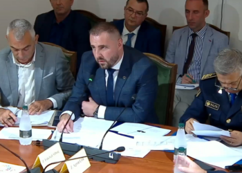 Familjarët dërgojnë ushqim në burgje, Klevis Qose: Është trend, s’ka lidhje me cilësinë