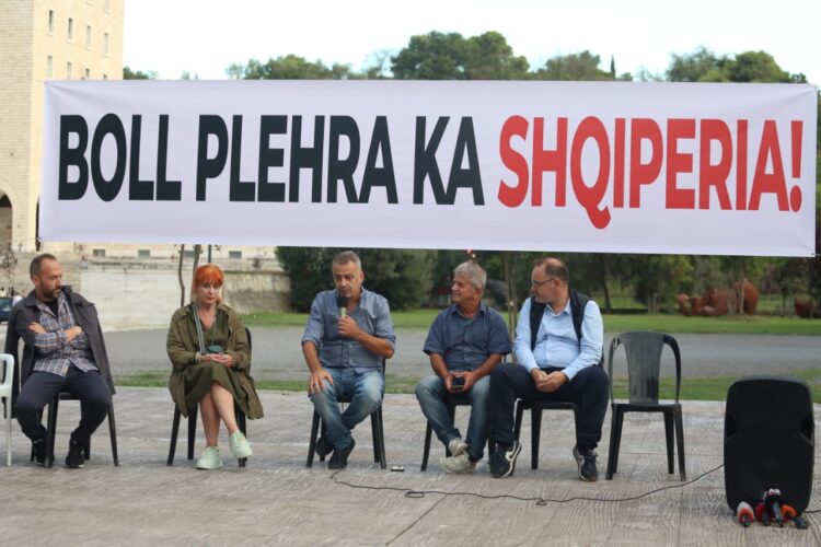 Qeveria synon rikthimin e importit të mbetjeve, aktivistët e shoqërisë civile paralajmërojnë protesta