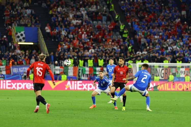 Bajrami shënon gol dhe zgjidhet lojtari i ndeshjes, realizojnë edhe Seferi e Shpendi