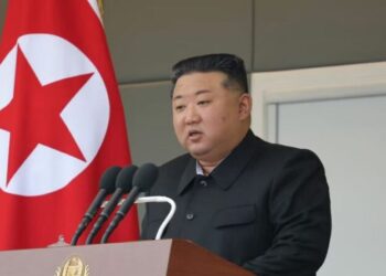Koreja e Veriut planifikon rritjen e arsenalit bërthamor, Kim Jong Un: Forcat armike synojnë të sulmojnë