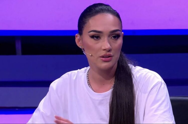 Moderatorja e njohur infektohet me COVID: E pamundur të mbushesh me frymë…