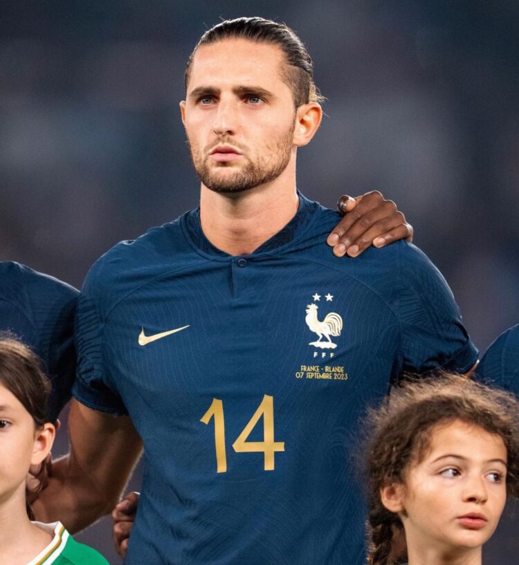 Ish-mesfushori i Juventus rikthehet në Francë, firmos Rabiot