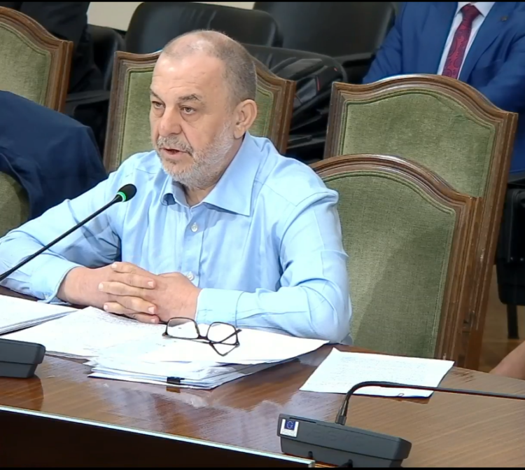 Sa do kushtonte sterilizimi me prokurim publik? Klodian Rjepaj shmang përgjigjen: S’mund të krahasohen mollët me qepët