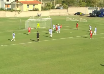 Kategoria Superiore/ Gol spektakolar me roveshatë, Bylis ndëshkon Tiranën