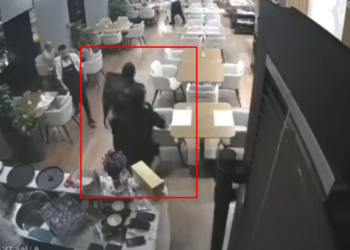 Si në filma/ RENEA aksion në një restorant në Lungomaren e Vlorës – VIDEO