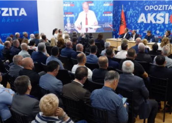 Berisha “sinjalizon” demokratët për sulm: Të paralizohet qeveria deri në vendosjen e qeverisë teknike