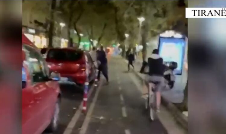 “Tempulli 4”/ 24 të arrestuar për drogë në Tiranë, sekuestrohet 1.8 kg kokainë e 18 kg kanabis