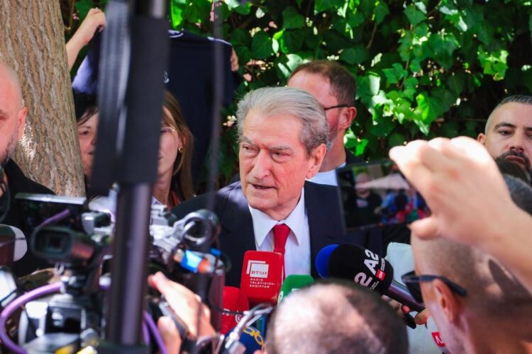 Berisha para hyrjes në SPAK: Akuzat ndaj meje politike, jam më i motivuar se kurrë!