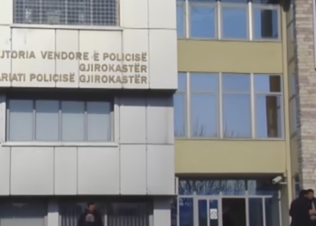 Kryekomisari i Gjirokastrës arrestohet për lidhje me trafikantët, si i shpëtoi hetimit në 2017?