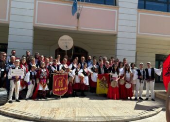 Vallja e Rrajcës fiton kupën e festivalit të Folklorit e Paqes në Itali
