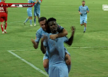 Korçarët “dhurojnë” fitoren, Dinamo në avantazh në minutën e 90-të (VIDEO)