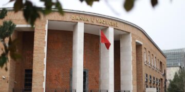Banka e Shqipërisë: Jo më shumë se dy kredi njëkohësisht për çdo huamarrës