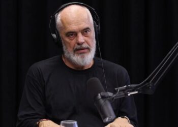 Dështimi i “shëndetësisë falas”, Rama gjen justifikimin: Mjekët e kanë fajin!